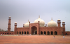 Badshahi Mosque Pics Image